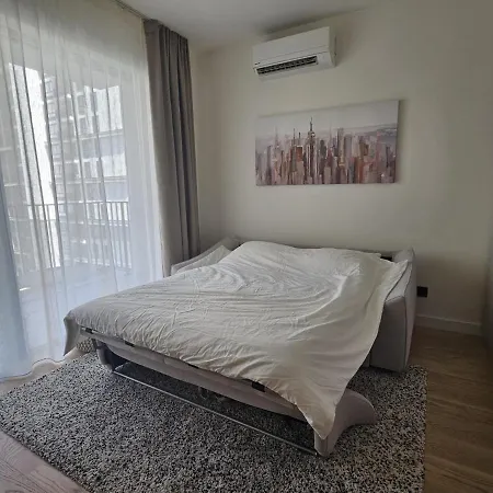 Crown - Bw Simfonija 1 Appartement